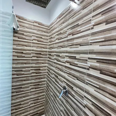 La Giostra Del Massimo 팔레르모