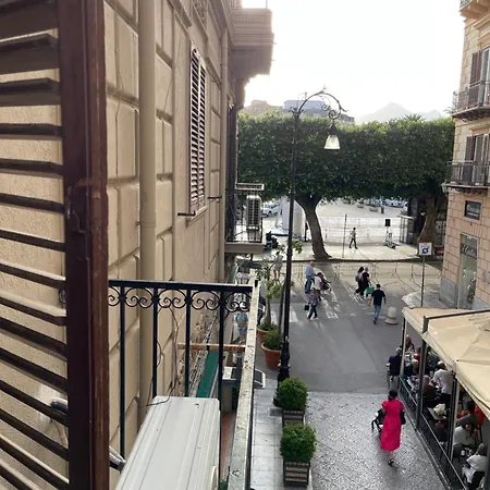 La Giostra Del Massimo 아파트